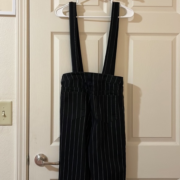 Striped pants with removable suspenders - Picture 3 of 5